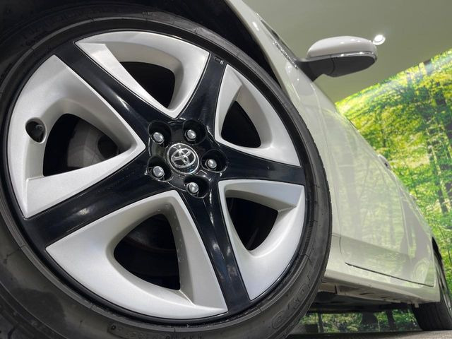 �y����17�C���`�A���~�z�C�[���z�O�ςɃ}�b�`���������A���~�z�C�[���𑕒����Ă���܂��B�e��ЊO�A���~�z�C�[����A�X�^�b�h���X�^�C�����戵�����Ă���܂��B���񂲑��k����������