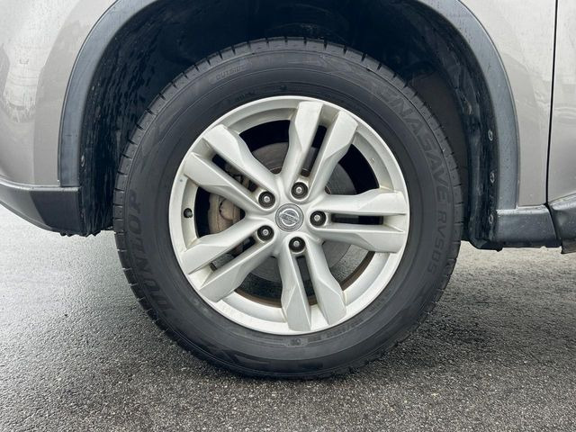 �y����17�C���`�A���~�z�C�[���z�O�ςɃ}�b�`���������A���~�z�C�[���𑕒����Ă���܂��B�e��ЊO�A���~�z�C�[����A�X�^�b�h���X�^�C�����戵�����Ă���܂��B���񂲑��k����������