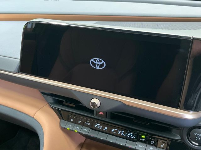 クラウンスポーツ2.5 Z E-Four 4WD