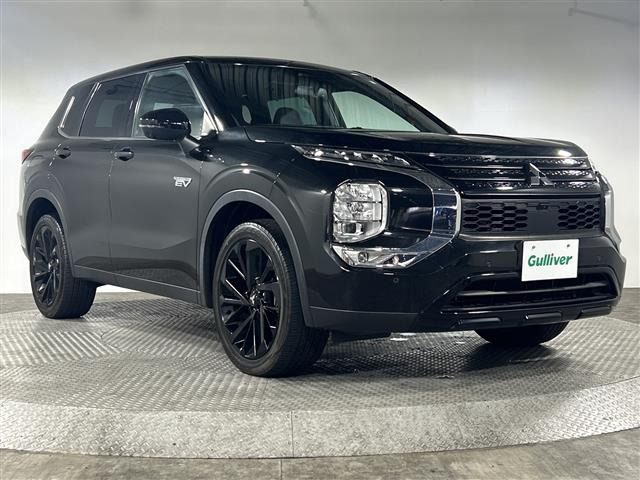 アウトランダーPHEV 2.4 ブラック エディション 4WD