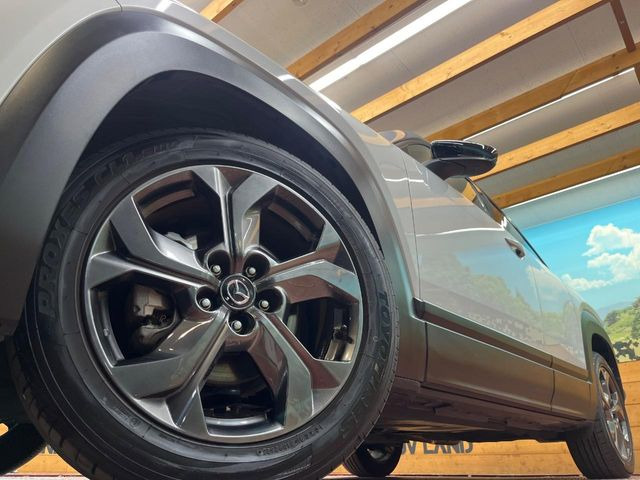 �y�����I�v�V����18�C���`�A���~�z�C�[���z�����I�v�V�����z�C�[���𑕒��B���s���\�̌���ɉ����A�O�ς����X�^�C���b�V���ɂȂ��Ă��܂��B