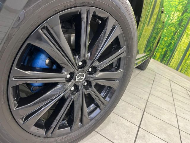 �y����19�C���`�A���~�z�C�[���z�O�ςɃ}�b�`���������A���~�z�C�[���𑕒����Ă���܂��B�e��ЊO�A���~�z�C�[����A�X�^�b�h���X�^�C�����戵�����Ă���܂��B���񂲑��k����������