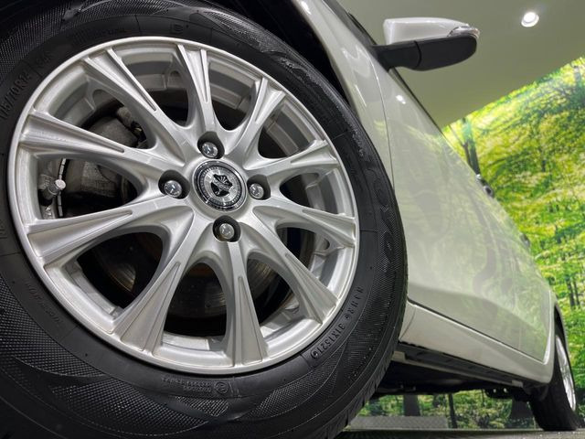�y14�C���`�A���~�z�C�[���z�O�ςɃ}�b�`�����A���~�z�C�[���𑕒����Ă���܂��B�e��A���~�z�C�[����A�X�^�b�h���X�^�C�����戵�����Ă���܂��B���񂲑��k����������