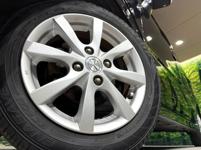 �y�����A���~�z�C�[���z�O�ςɃ}�b�`���������A���~�z�C�[���𑕒����Ă���܂��B�e��ЊO�A���~�z�C�[����A�X�^�b�h���X�^�C�����戵�����Ă���܂��B���񂲑��k����������