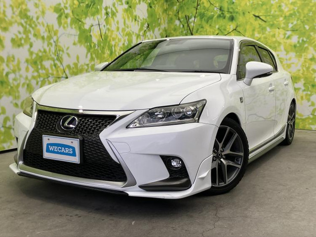 CT200h Fスポーツ