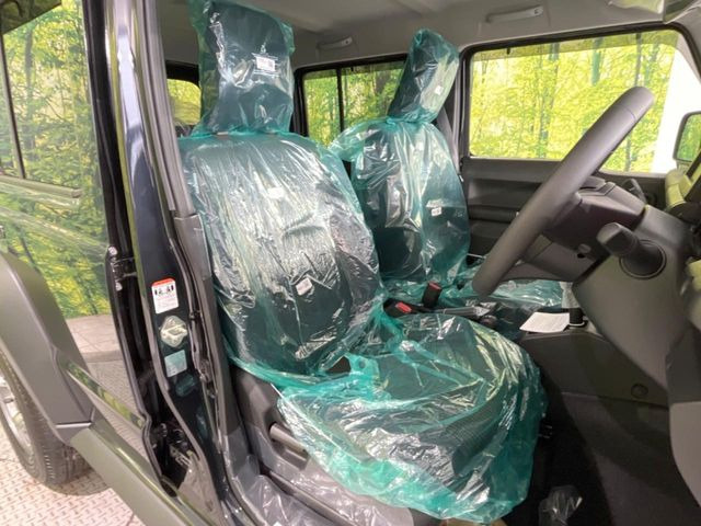 もちろん車内はキレイです♪よりクリーンな状態をキープしたいお客様には『ナノゾーンコート』がおすすめ!新型コロナウイルス対策や、除菌・消臭に効果を発揮し多くの方にご好評いただいております。