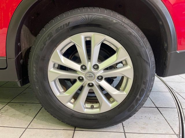 �y����17�C���`�A���~�z�C�[���z�O�ςɃ}�b�`���������A���~�z�C�[���𑕒����Ă���܂��B�e��ЊO�A���~�z�C�[����A�X�^�b�h���X�^�C�����戵�����Ă���܂��B���񂲑��k����������