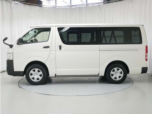 レジアスエース2.8 DX ロング ディーゼル 4WD