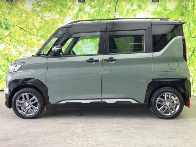 デリカミニT プレミアム 4WD