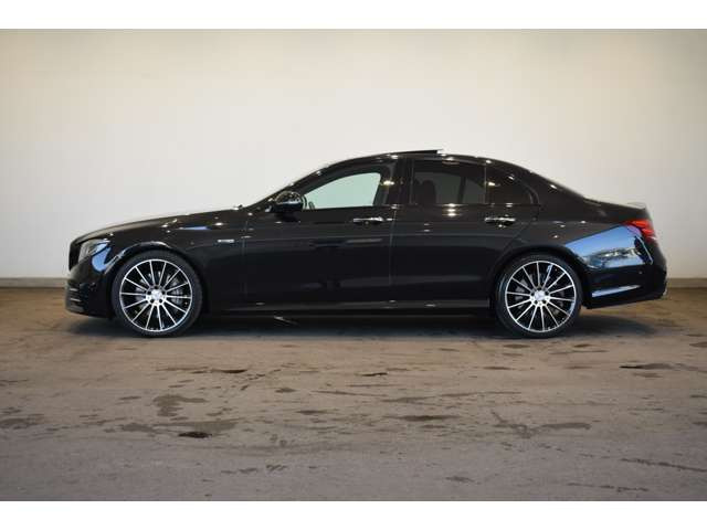 EクラスAMG E43 4マチック 4WD