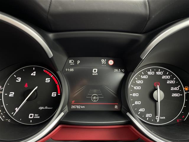 ステルヴィオ2.2 ターボ ディーゼル Q4 ヴェローチェ 4WD