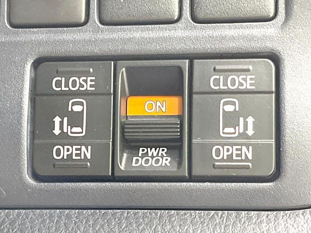 ヴォクシー2.0 ZS 煌