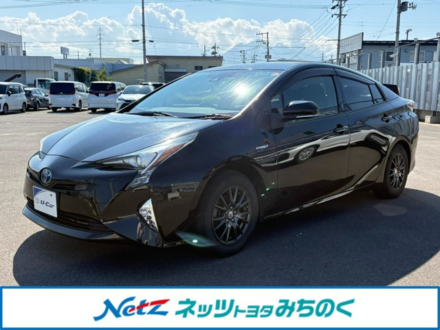 プリウス1.8 S セーフティ プラス E-Four 4WD