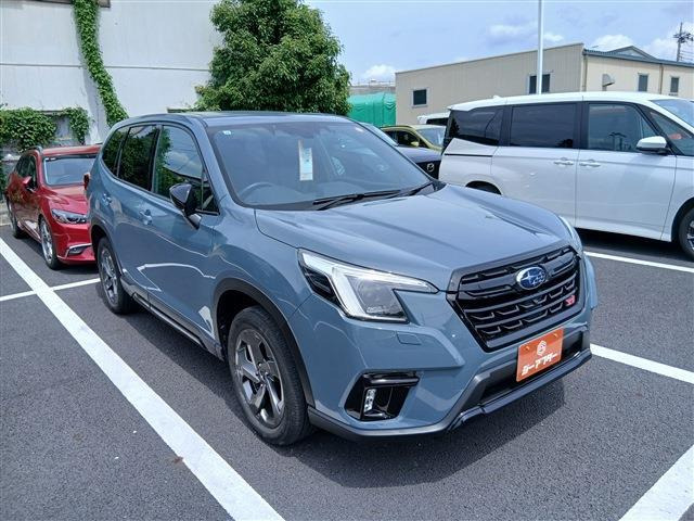 フォレスター1.8 STI スポーツ ブラック インテリア セレクション 4WD