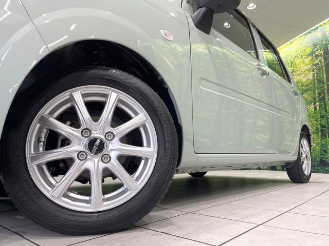 �y14�C���`�A���~�z�C�[���z�O�ςɃ}�b�`�����A���~�z�C�[���𑕒����Ă���܂��B�e��A���~�z�C�[����A�X�^�b�h���X�^�C�����戵�����Ă���܂��B���񂲑��k����������