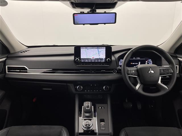 アウトランダーPHEV2.0 G 4WD