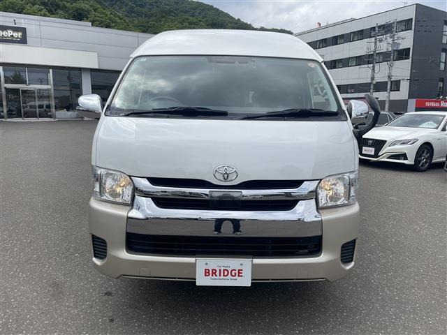 ハイエース2.7 グランドキャビン 4WD