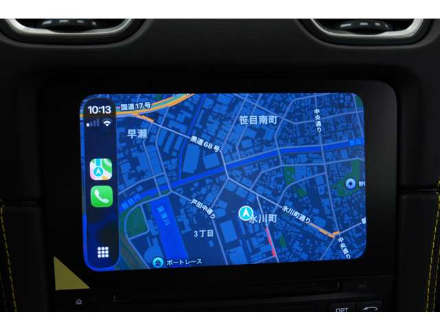 Apple Carplay�Ή��ƂȂ��Ă���܂��B�X�}�[�g�t�H���ƘA������ׁA��������₷���Ȃ��Ă���܂��B