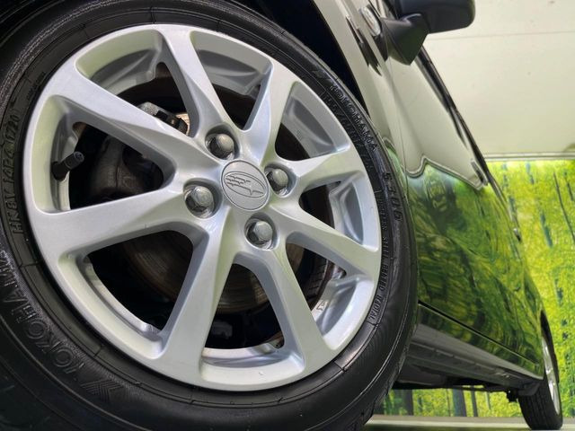 �y����14�C���`�A���~�z�C�[���z�O�ςɃ}�b�`���������A���~�z�C�[���𑕒����Ă���܂��B�e��ЊO�A���~�z�C�[����A�X�^�b�h���X�^�C�����戵�����Ă���܂��B���񂲑��k����������