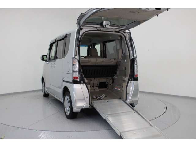 N-BOX+G Lパッケージ 4WD