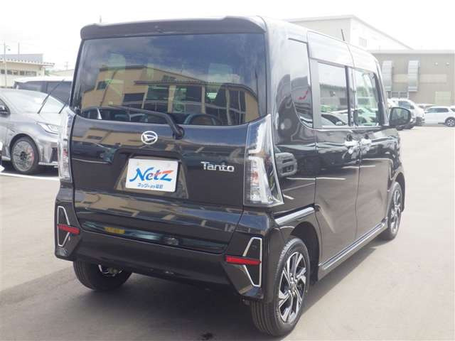 タントカスタムX 4WD
