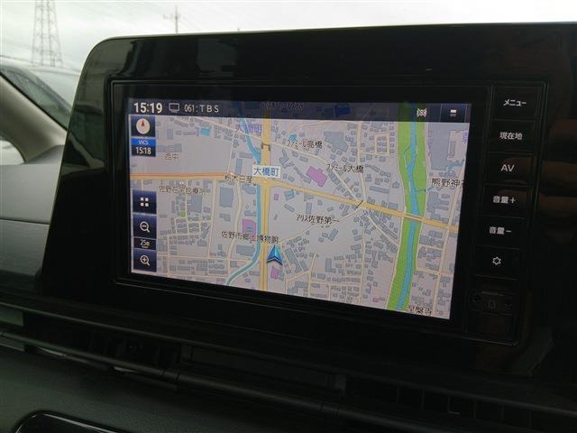 セレナ1.4 e-POWER XV