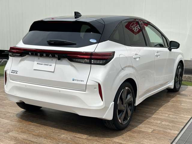 ノートオーラ1.2 G レザーエディション