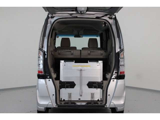 N-BOX+G Lパッケージ 4WD