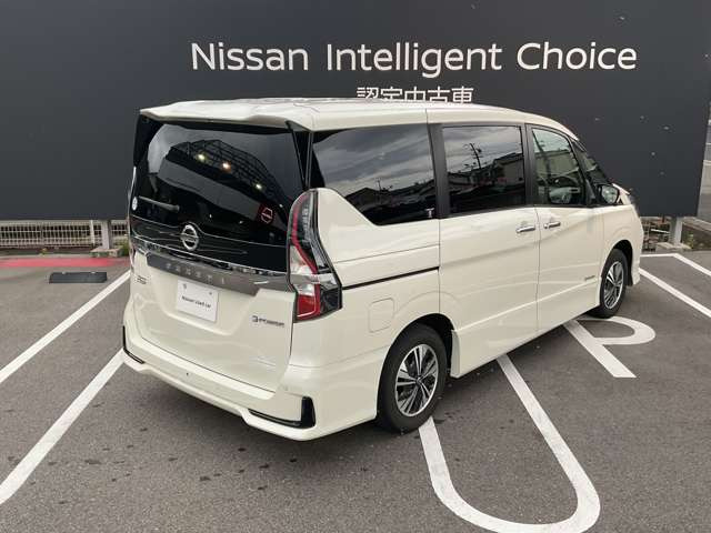 セレナ1.2 e-POWER ハイウェイスターV