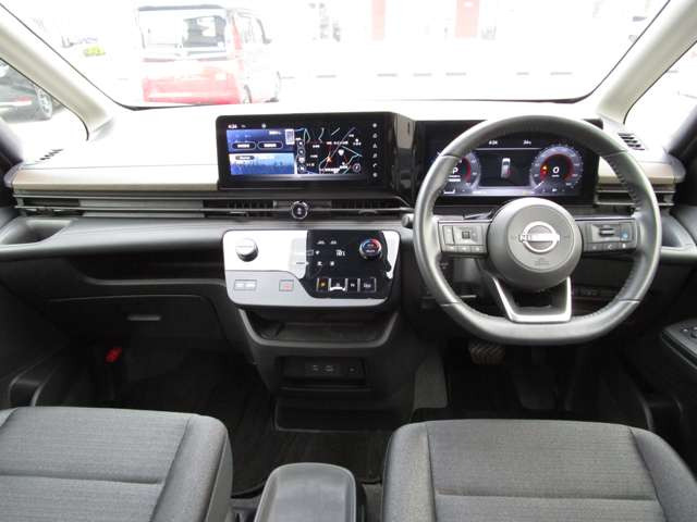 セレナ1.4 e-POWER ハイウェイスターV