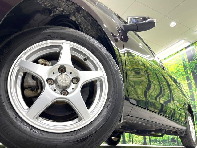 �y14�C���`�A���~�z�C�[���z�O�ςɃ}�b�`�����A���~�z�C�[���𑕒����Ă���܂��B�e��A���~�z�C�[����A�X�^�b�h���X�^�C�����戵�����Ă���܂��B���񂲑��k����������