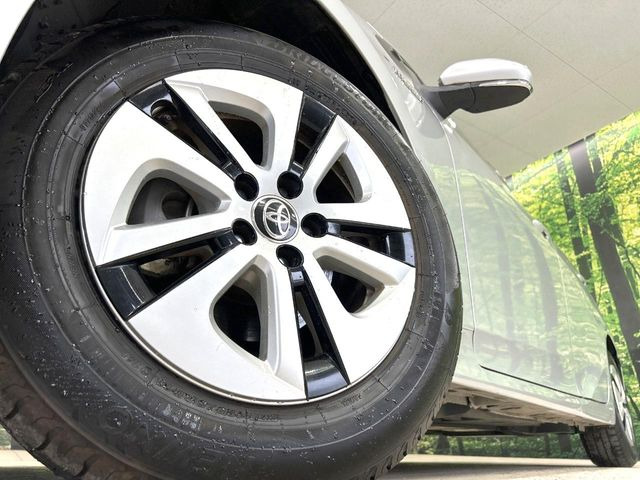 �y����15�C���`�A���~�z�C�[���z�O�ςɃ}�b�`���������A���~�z�C�[���𑕒����Ă���܂��B�e��ЊO�A���~�z�C�[����A�X�^�b�h���X�^�C�����戵�����Ă���܂��B���񂲑��k����������