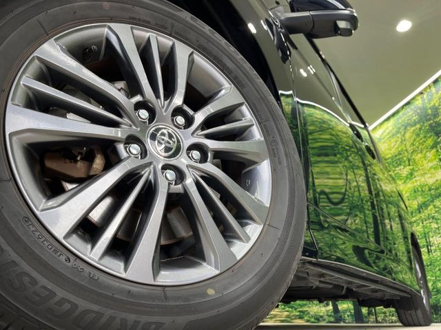 �y����16�C���`�A���~�z�C�[���z�O�ςɃ}�b�`���������A���~�z�C�[���𑕒����Ă���܂��B�e��ЊO�A���~�z�C�[����A�X�^�b�h���X�^�C�����戵�����Ă���܂��B���񂲑��k����������