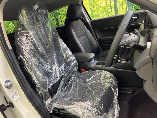 もちろん車内はキレイです♪よりクリーンな状態をキープしたいお客様には『ナノゾーンコート』がおすすめ!新型コロナウイルス対策や、除菌・消臭に効果を発揮し多くの方にご好評いただいております。