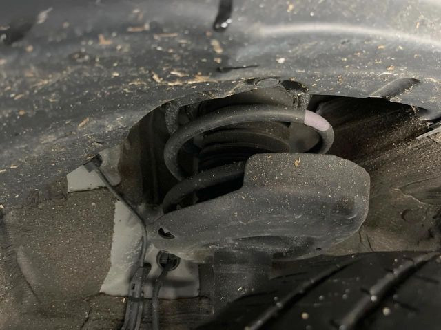下回りがきれいなうちに、防錆加工の施工がオススメ。降雪地域はもちろん、沿岸部にお住いの方や、趣味でマリン・ウィンタースポーツをされる方にご好評いただいております。