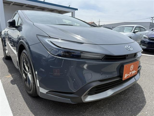 プリウス1.8 U E-Four 4WD