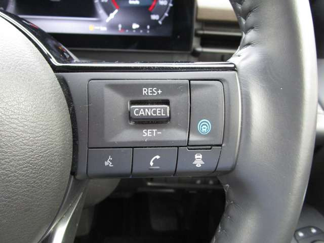 セレナ1.4 e-POWER ハイウェイスターV