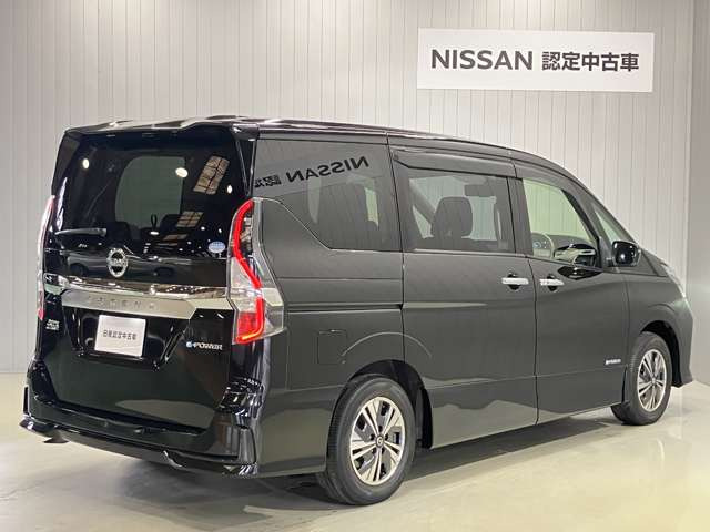 セレナ1.2 e-POWER ハイウェイスターV