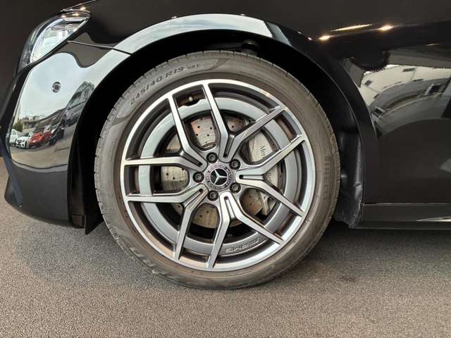 EクラスE220d アバンギャルド (ISG搭載モデル)