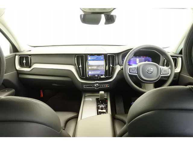 XC60プラス B5