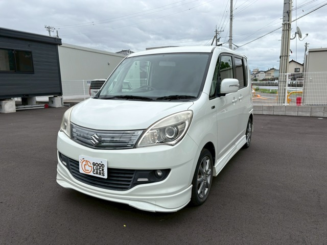 ソリオ1.2 ブラック＆ホワイト 4WD