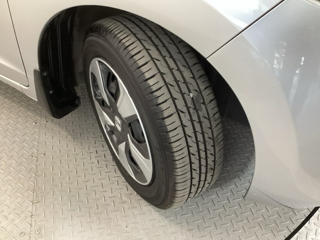 フィット1.5 ハイブリッド Fパッケージ
