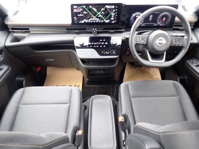 セレナ1.4 e-POWER ハイウェイスターV