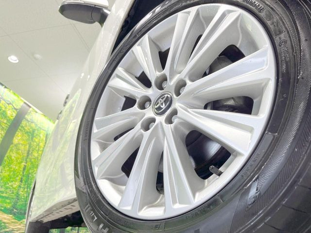 �y����18�C���`�A���~�z�C�[���z�O�ςɃ}�b�`���������A���~�z�C�[���𑕒����Ă���܂��B�e��ЊO�A���~�z�C�[����A�X�^�b�h���X�^�C�����戵�����Ă���܂��B���񂲑��k����������