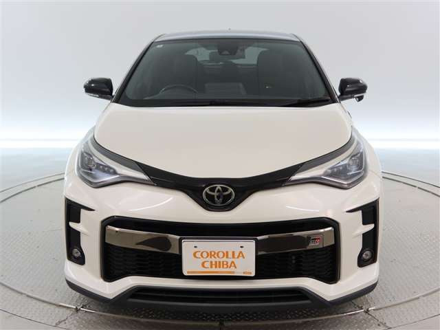 C-HRハイブリッド 1.8 S GR スポーツ