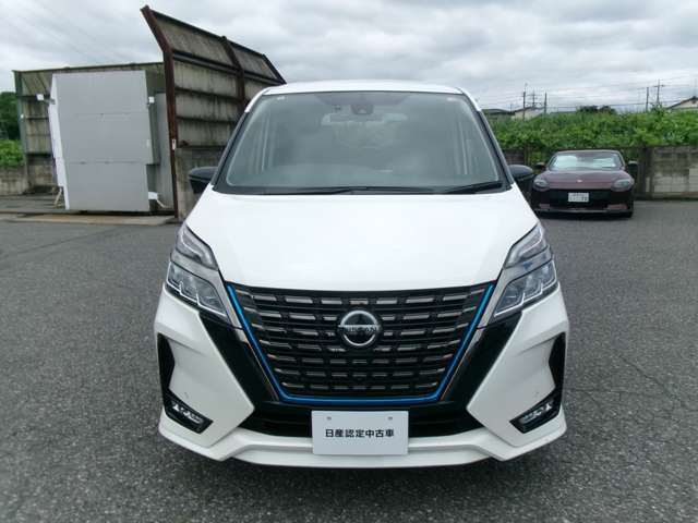 セレナ1.2 e-POWER ハイウェイスターV アーバンクロム