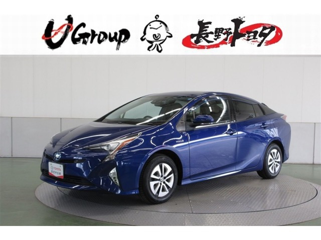 プリウス1.8 A E-Four 4WD