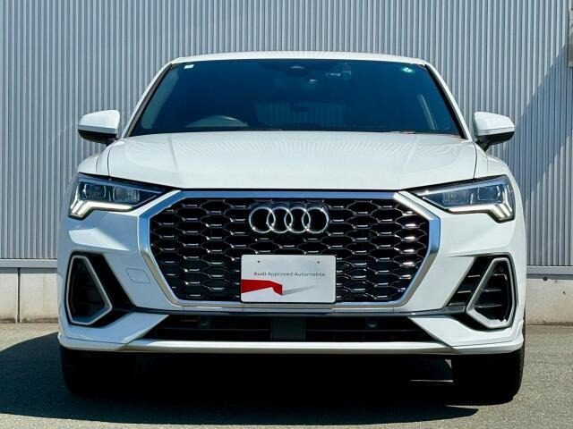 Q3