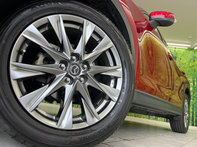 �y����19�C���`�A���~�z�C�[���z�O�ςɃ}�b�`���������A���~�z�C�[���𑕒����Ă���܂��B�e��ЊO�A���~�z�C�[����A�X�^�b�h���X�^�C�����戵�����Ă���܂��B���񂲑��k����������
