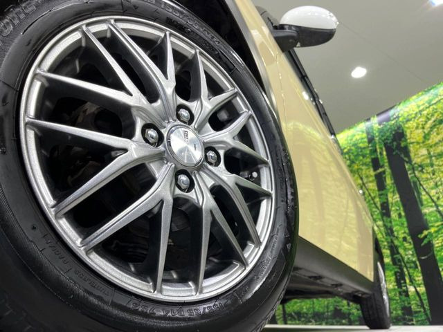 �y14�C���`�A���~�z�C�[���z�O�ςɃ}�b�`�����A���~�z�C�[���𑕒����Ă���܂��B�e��A���~�z�C�[����A�X�^�b�h���X�^�C�����戵�����Ă���܂��B���񂲑��k����������